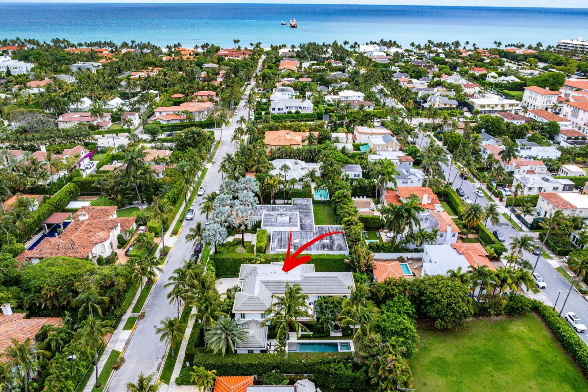 232 Seabreeze Avenue, Palm Beach, FL 33480 Photo