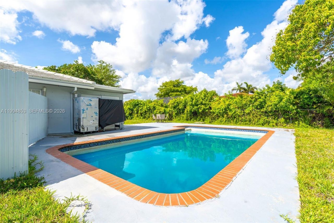 3206 NW 89th Ter, Coral Springs, FL 33065 Photo