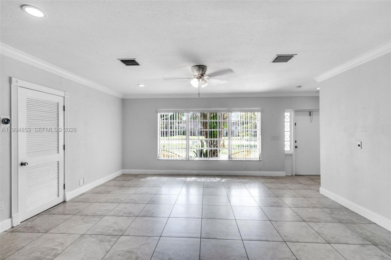 3206 NW 89th Ter, Coral Springs, FL 33065 Photo