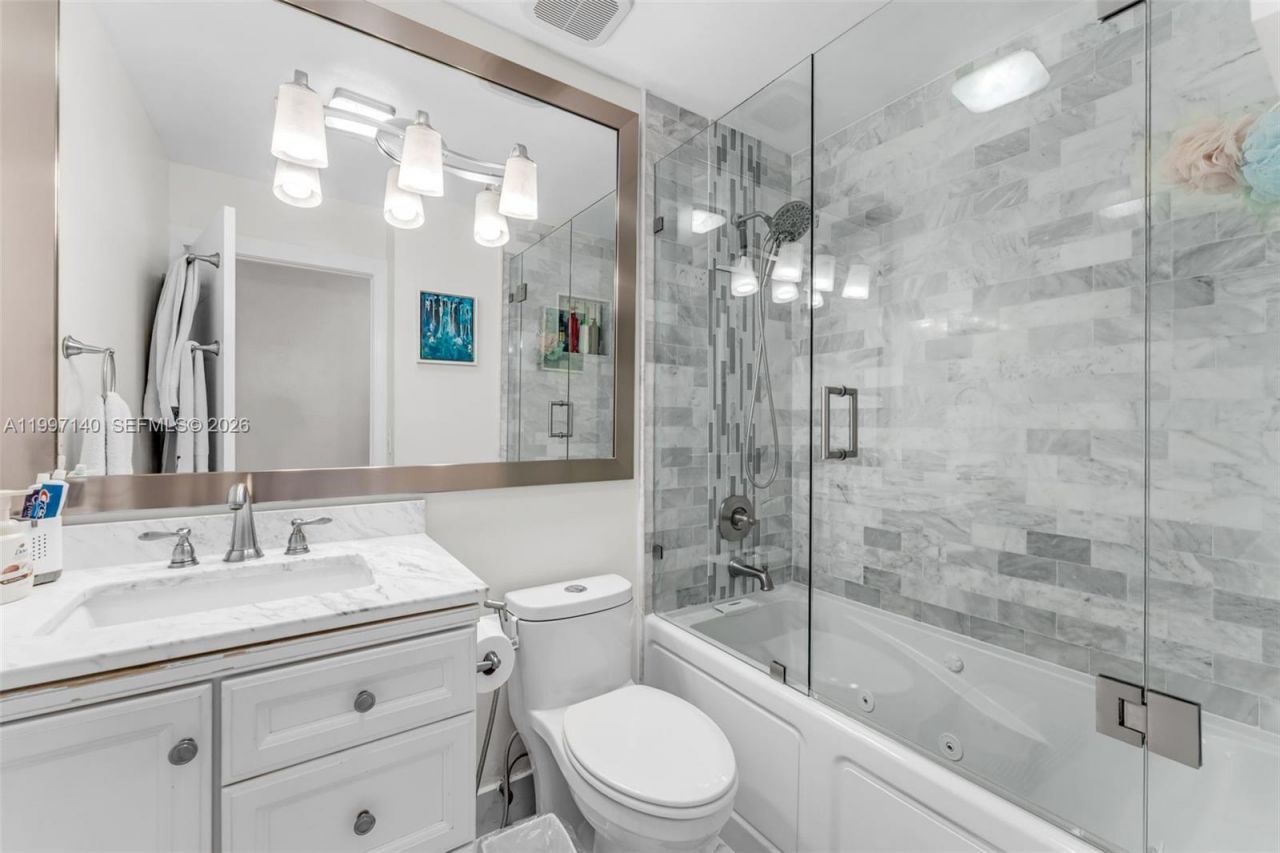 13935 SW 10th St, Miami, FL 33184 Photo