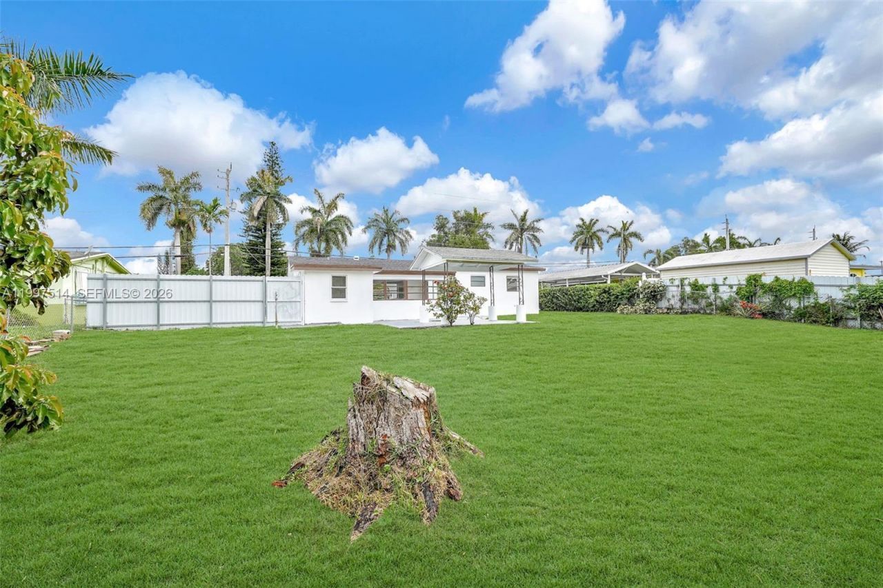 2460 NW 175th St, Miami Gardens, FL 33056 Photo