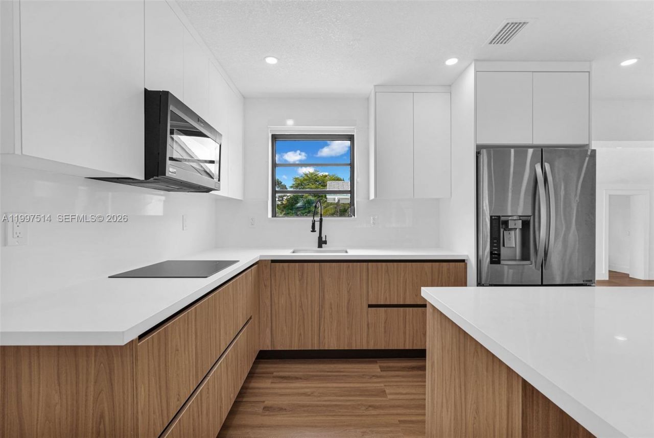 2460 NW 175th St, Miami Gardens, FL 33056 Photo