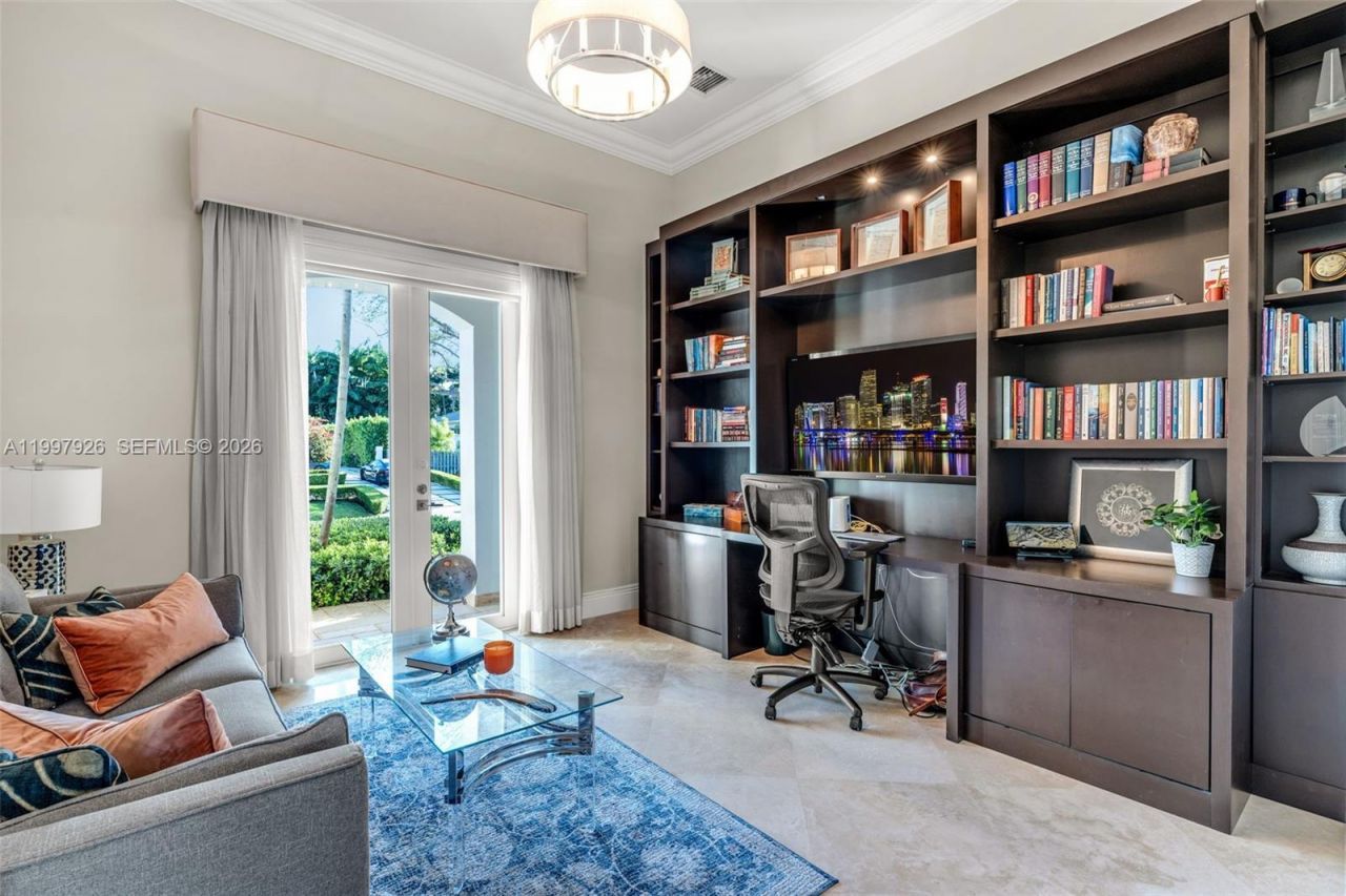 8111 SW 178th St, Palmetto Bay, FL 33157 Photo