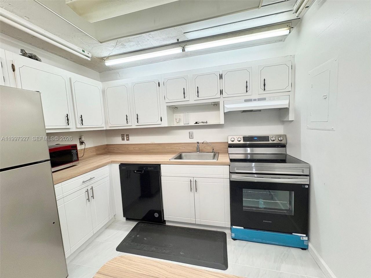 7300 NW 17th St, Unit 216, Plantation, FL 33313 Photo