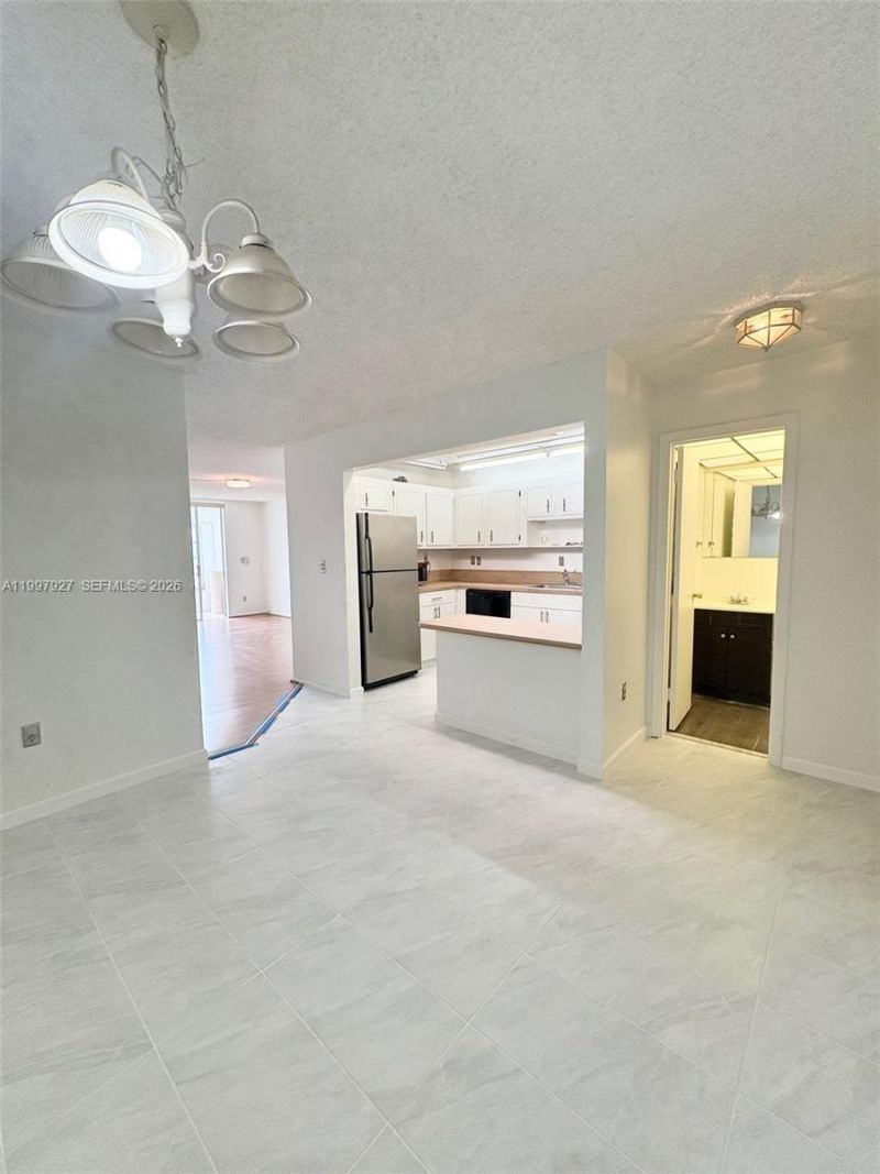 7300 NW 17th St, Unit 216, Plantation, FL 33313 Photo