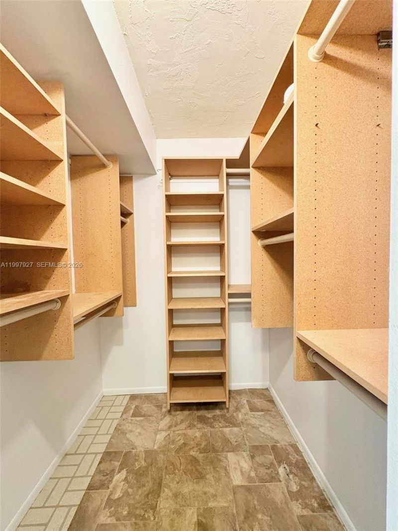 7300 NW 17th St, Unit 216, Plantation, FL 33313 Photo