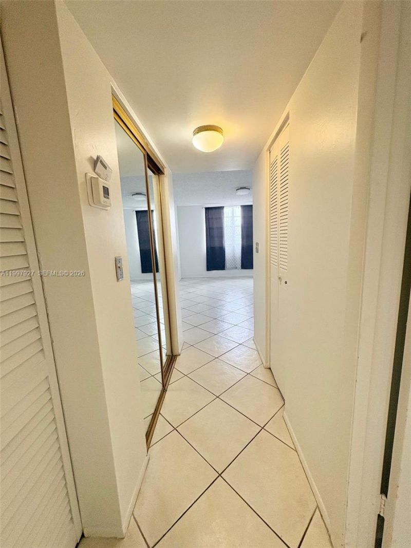 7300 NW 17th St, Unit 216, Plantation, FL 33313 Photo