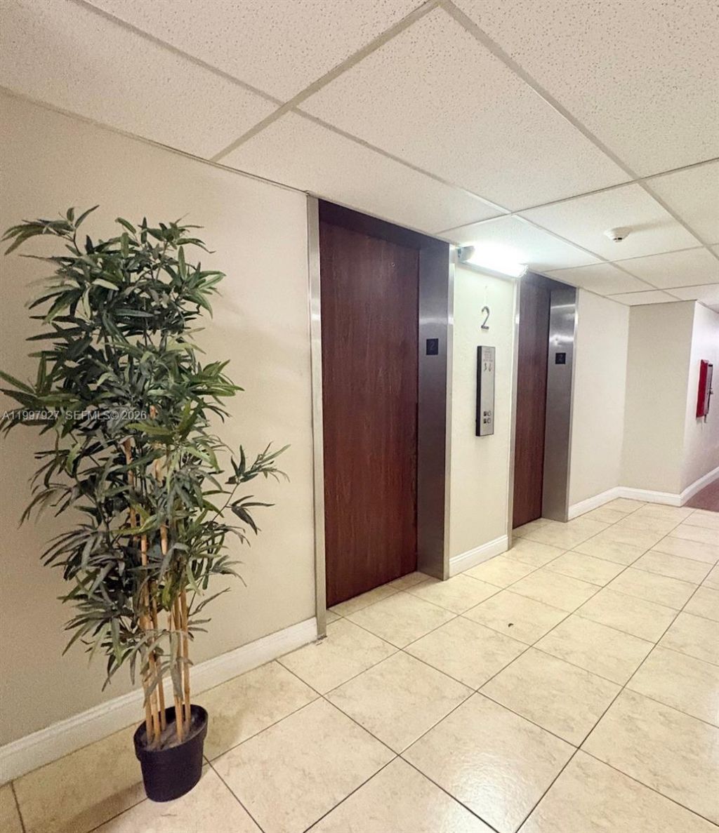 7300 NW 17th St, Unit 216, Plantation, FL 33313 Photo