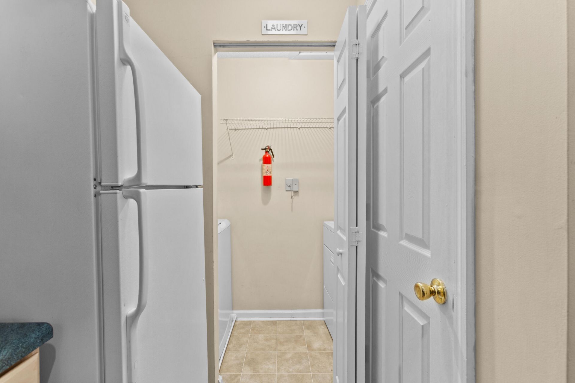 188 Midland Parkway Photo 11