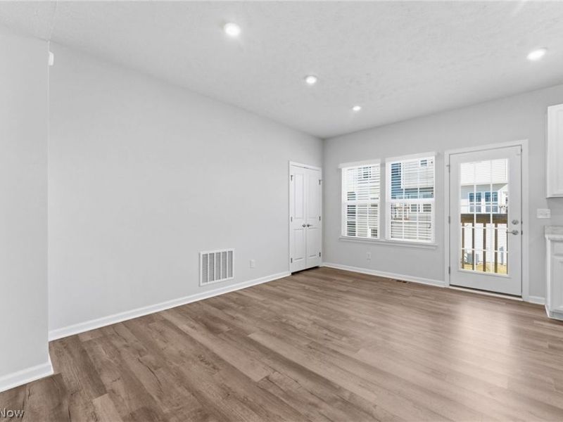 34615 Ethan Way, Willoughby, OH 44094 Photo 10