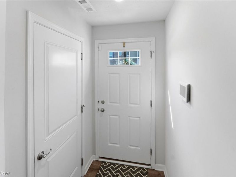 34615 Ethan Way, Willoughby, OH 44094 Photo 5