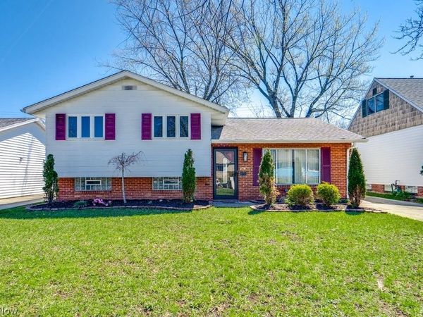 26288 Aaron Drive , Euclid, OH 44132