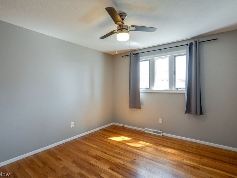 26288 Aaron Drive, Euclid, OH 44132 Photo 20