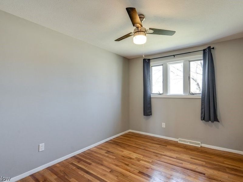 26288 Aaron Drive, Euclid, OH 44132 Photo 22