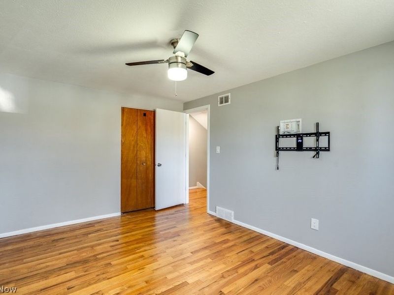 26288 Aaron Drive, Euclid, OH 44132 Photo 25