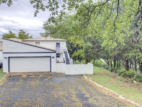 428 Seawind ST, Lakeway, TX 78734