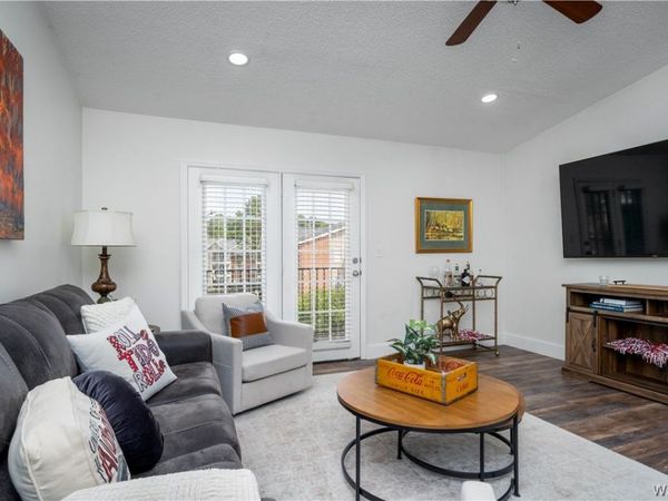 120 15th Street E, Unit 219, Tuscaloosa, AL 35401