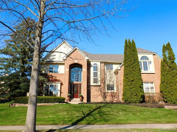 24117 Windridge Lane, Novi, MI 48374