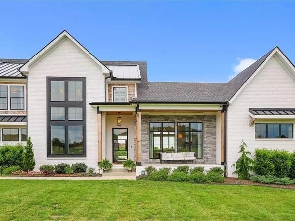 345 Thornton Drive, Fayetteville, GA 30214