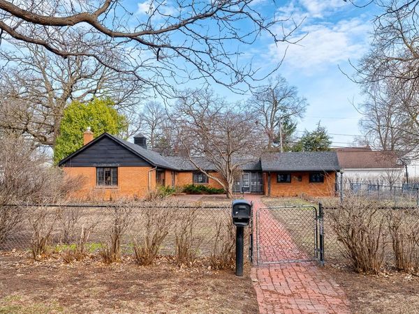 4230 Ewing Avenue N, Robbinsdale, MN 55422