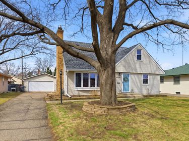 6734 Wentworth Avenue, Richfield, MN 55423