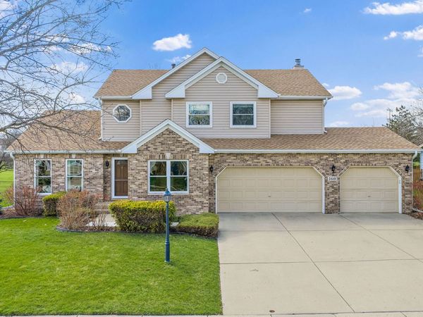 160 Brentwood Trail , Elgin, IL 60120