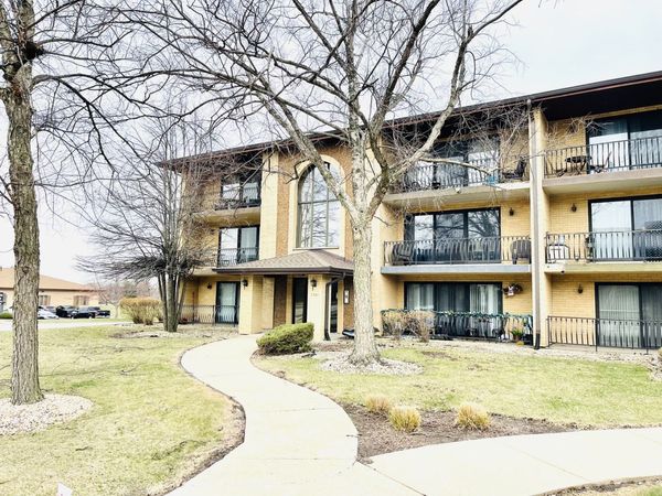 7301 Evergreen Drive , Unit 2B, Orland Park, IL 60462