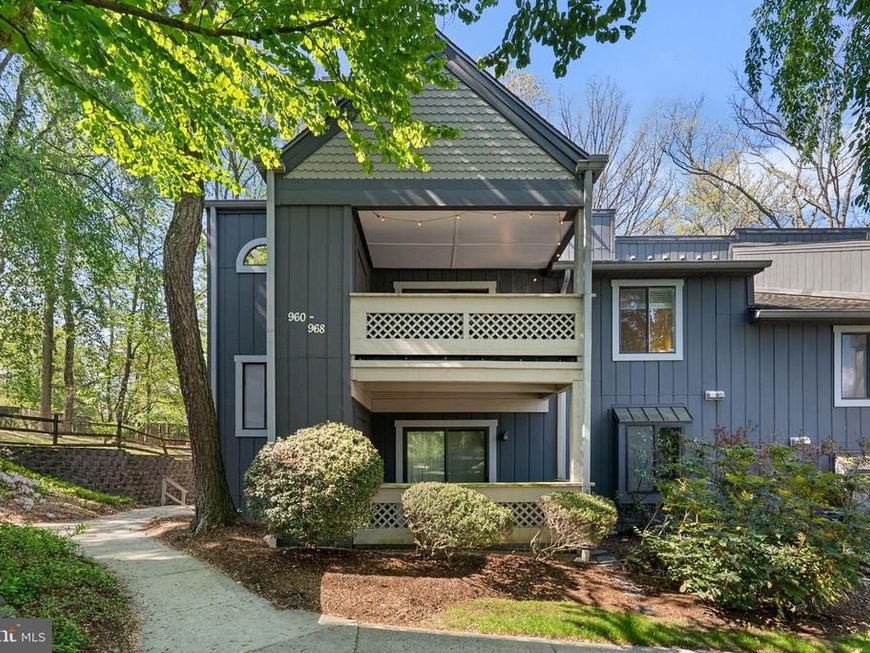 964 Windbrooke Drive, Unit 964, Gaithersburg, MD 20879 Main Photo