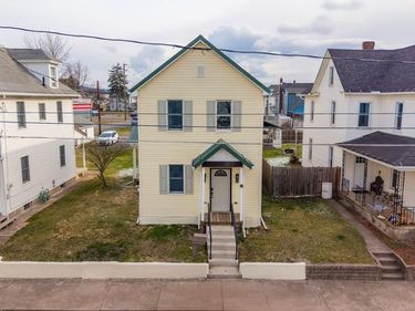 200 IRON STREET, BERWICK, PA 18603