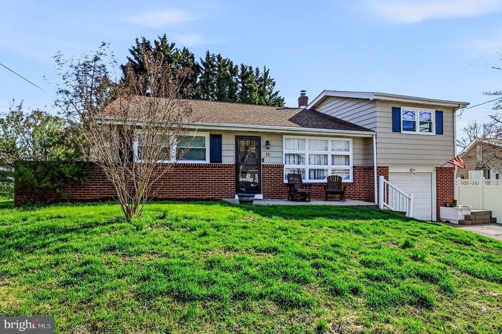 13 Paisley Drive, Wilmington, DE 19808 Main Photo