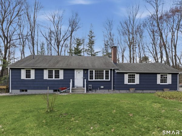 93 Old Meadow Plain , Simsbury, CT 06089