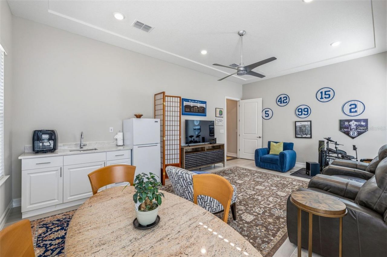 3636 Madison Cypress Drive, Lutz, FL 33558 Photo