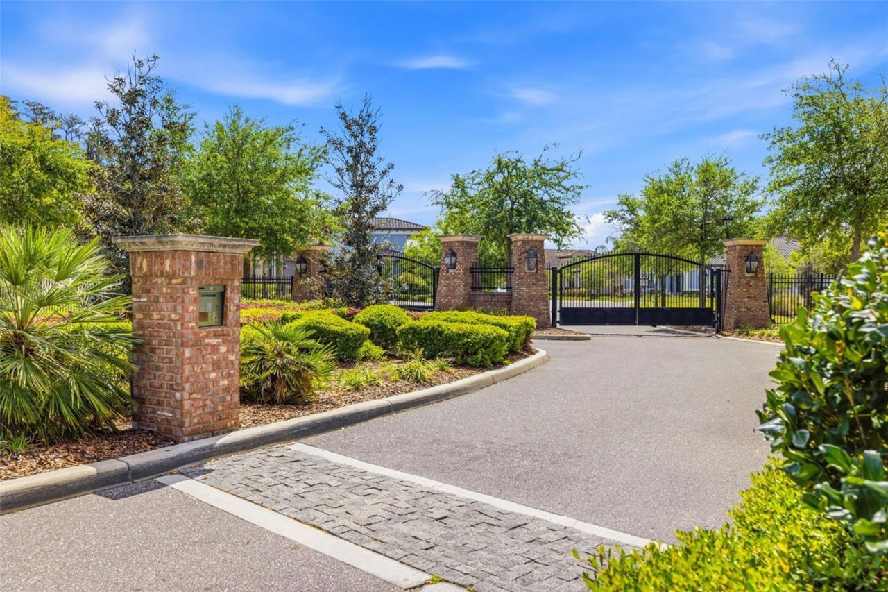 3636 Madison Cypress Drive, Lutz, FL 33558 Photo