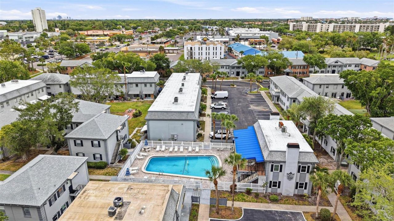 1160 Rue Des Rois, Unit 1B, South Pasadena, FL 33707 Photo