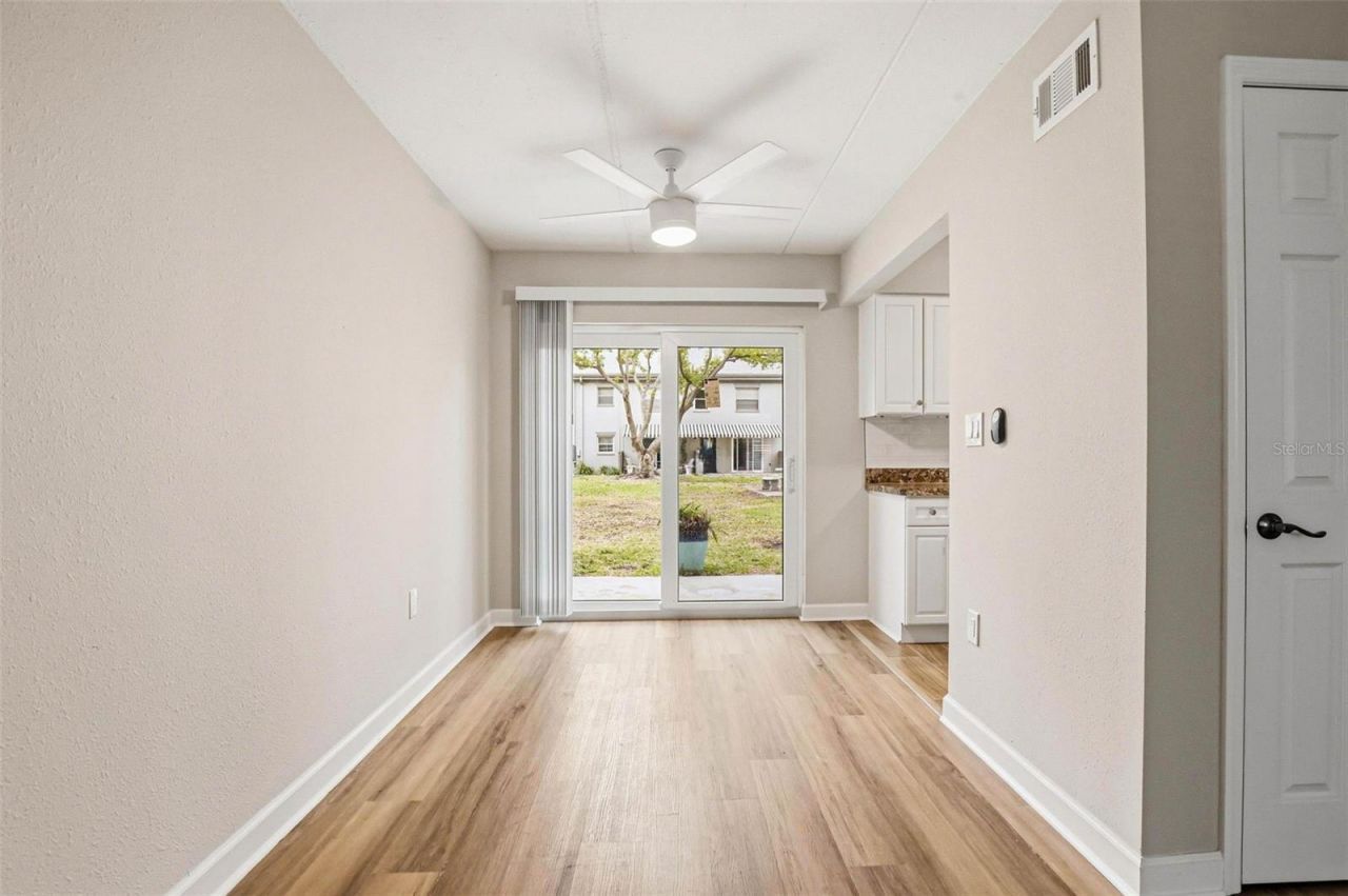 1160 Rue Des Rois, Unit 1B, South Pasadena, FL 33707 Photo