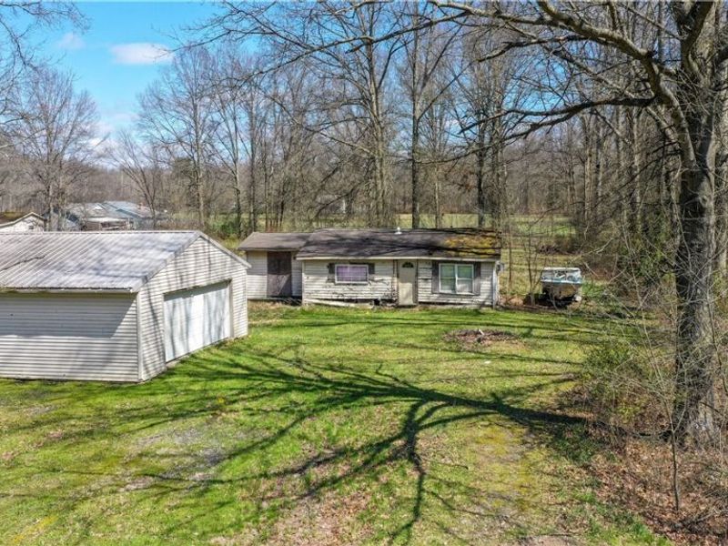 5556 Shaffer Road NW, Warren, OH 44481 Photo 1