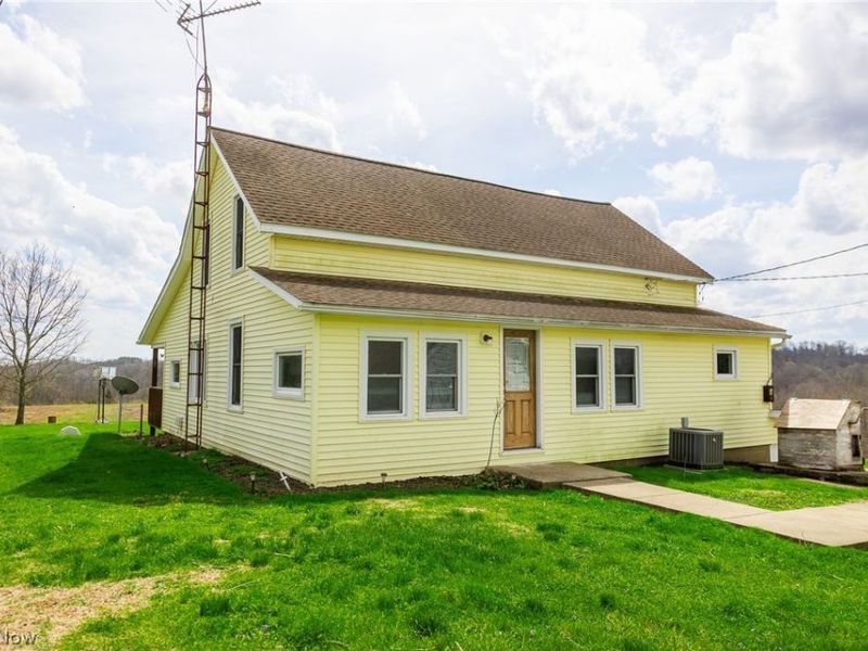 643 S Townsend Road SW, Malta, OH 43758 Photo 1