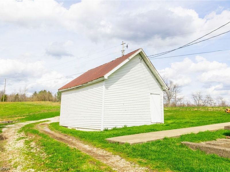 643 S Townsend Road SW, Malta, OH 43758 Photo 4