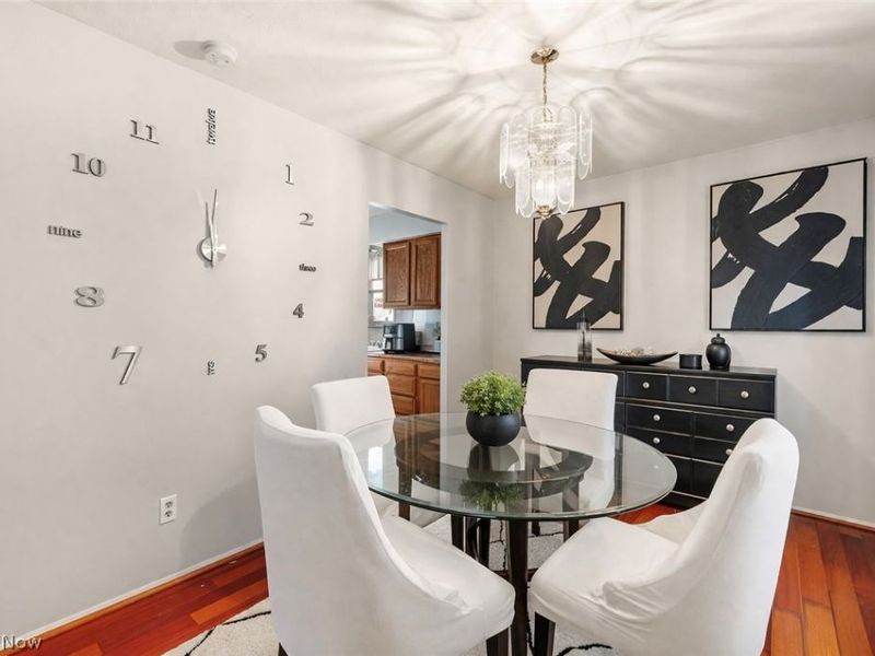 18840 Nitra Avenue, Maple Heights, OH 44137 Photo 3