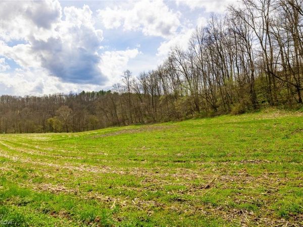 643 S Townsend Road SW, Malta, OH 43758