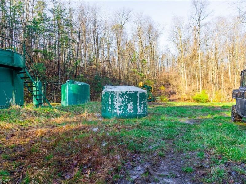 1590 Mcgregor Road, New Matamoras, OH 45767 Photo 8