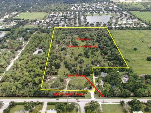 5055 8th Street, Vero Beach, FL 32968