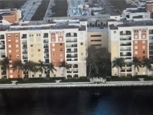 17150 N Bay Rd, Unit 2316, Sunny Isles Beach, FL 33160