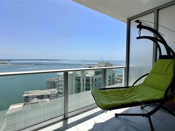 1300 Brickell Bay Dr, Unit 3206, Miami, FL 33131