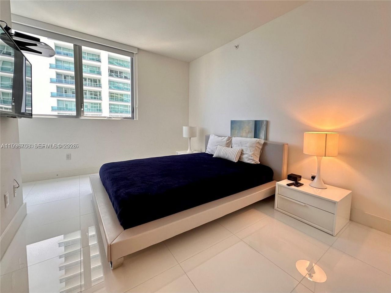 1300 Brickell Bay Dr, Unit 3206, Miami, FL 33131 Photo