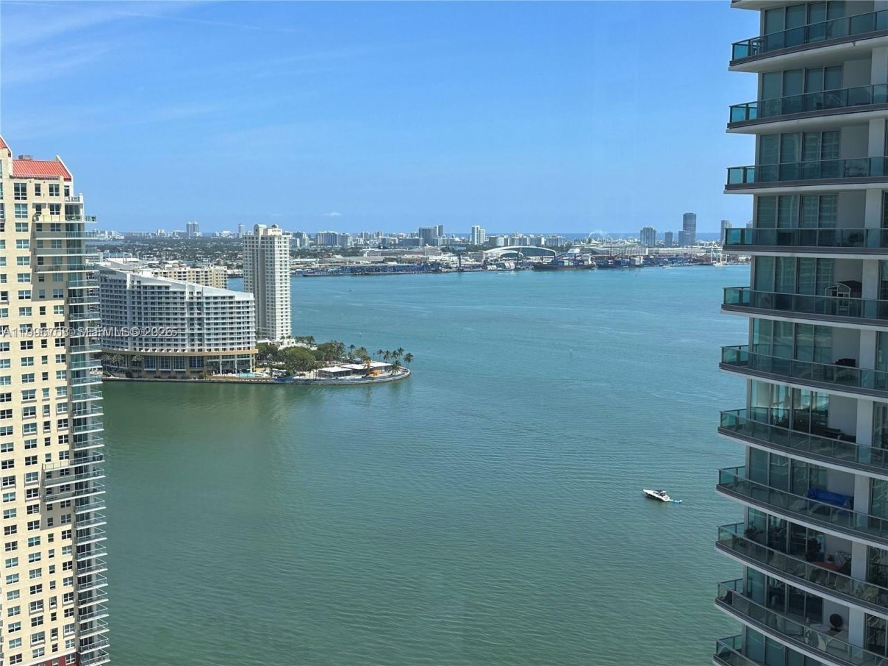 1300 Brickell Bay Dr, Unit 3206, Miami, FL 33131 Photo