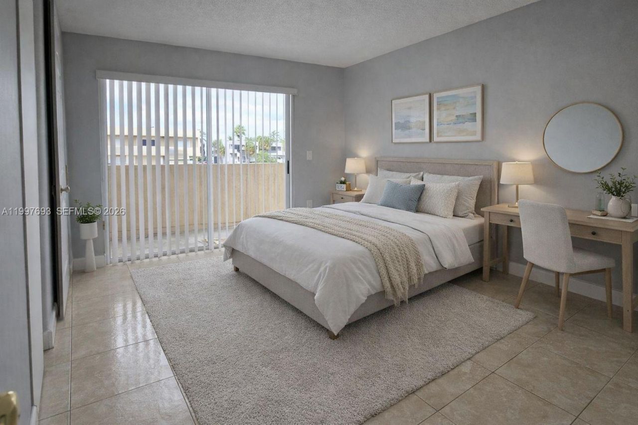 2630 W 76th St, Unit 201, Hialeah, FL 33016 Photo