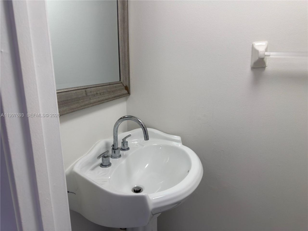 2630 W 76th St, Unit 201, Hialeah, FL 33016 Photo