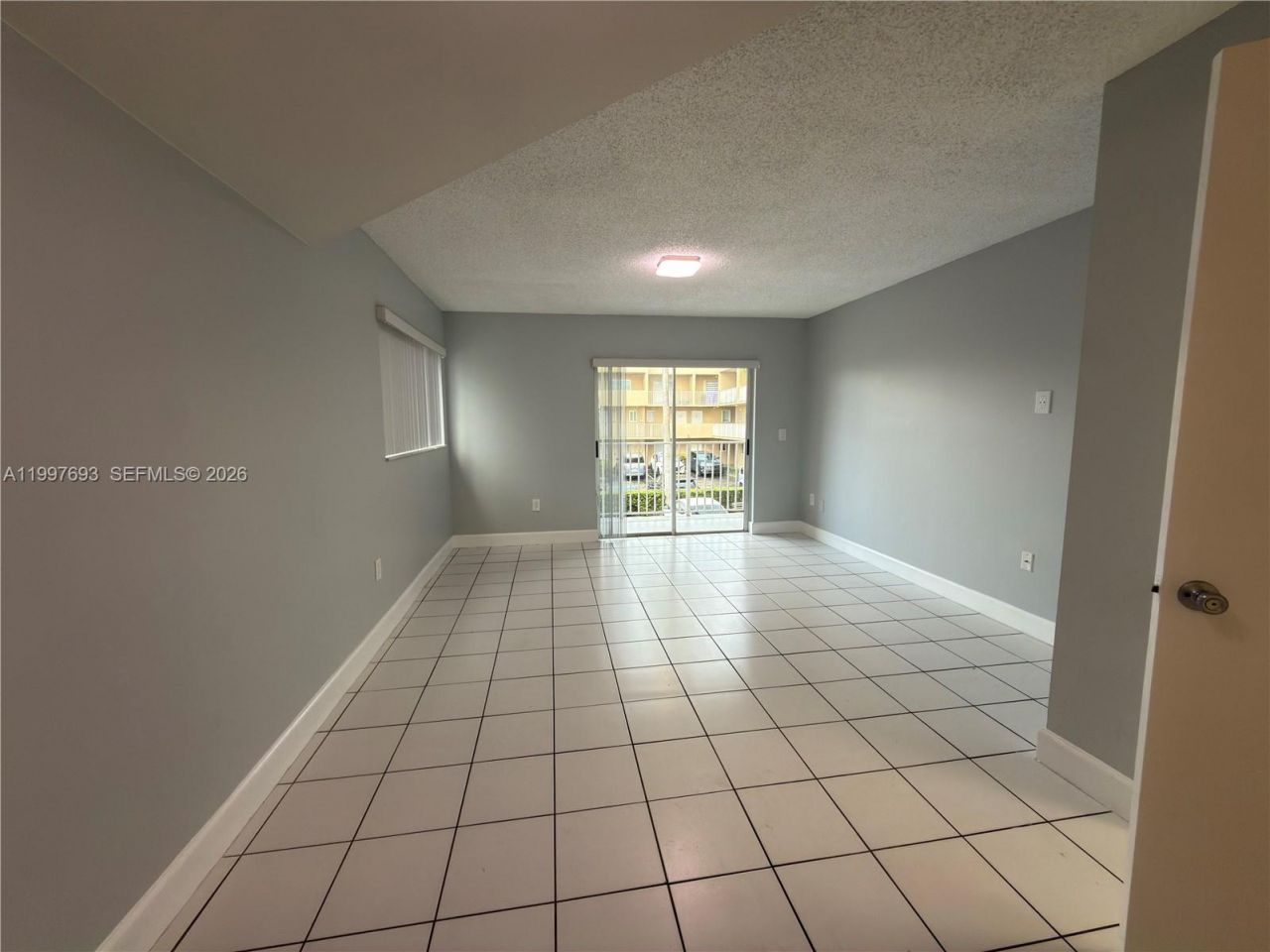 2630 W 76th St, Unit 201, Hialeah, FL 33016 Photo