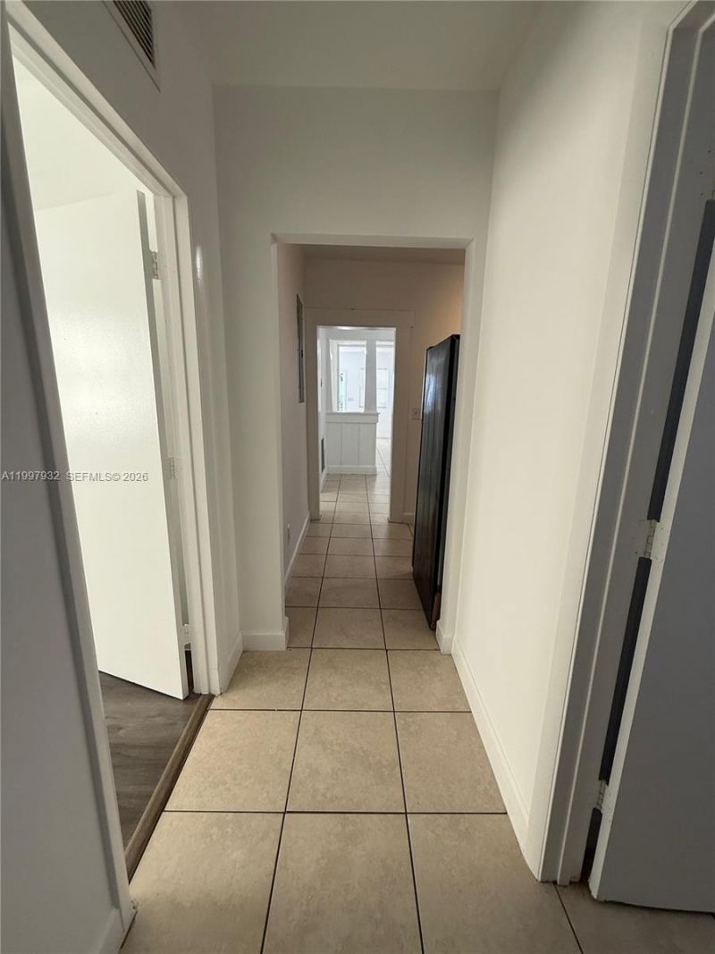 253 NW 48th St, Unit /, Miami, FL 33127 Photo